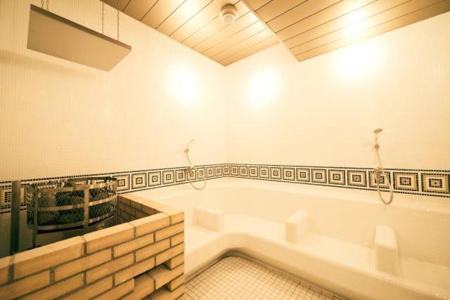 Sauna & Cabin Thermae-Yu Nishiazabu Tokyo Exterior photo