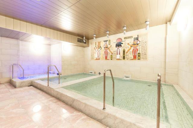 Sauna & Cabin Thermae-Yu Nishiazabu Tokyo Exterior photo